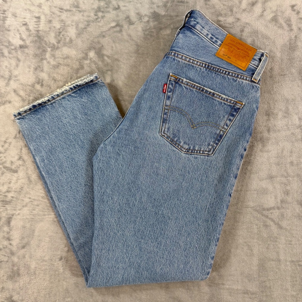 Levi's Premium 501 90s Straight Jeans Women's 29x30 Blue Med Wash Denim Pants